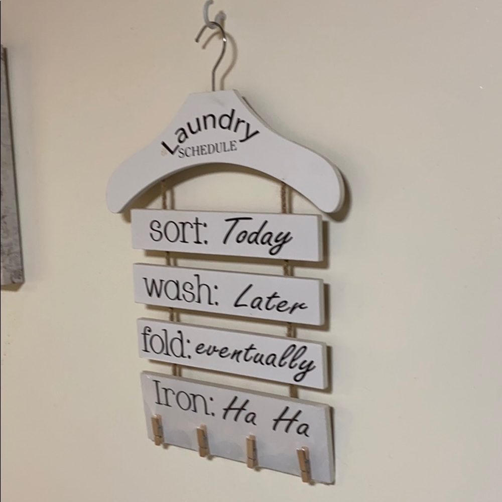 Laundry sign - Picture 2 of 3